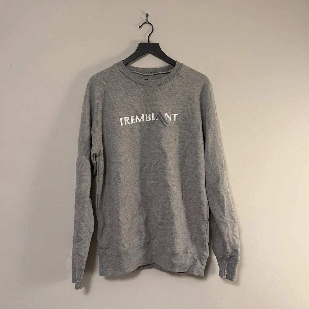 Destination Sweaters Set - Picture 5 of 8